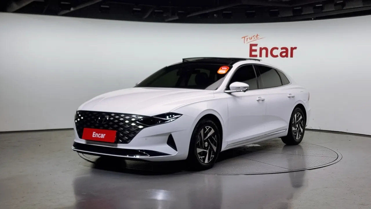 2022 Hyundai Grandeur Le Blanc