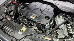 2023 Audi A8 50 TDI Quattro Premium, серый — фото 6