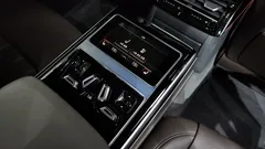 2023 Audi A8 50 TDI Quattro Premium — фото 18