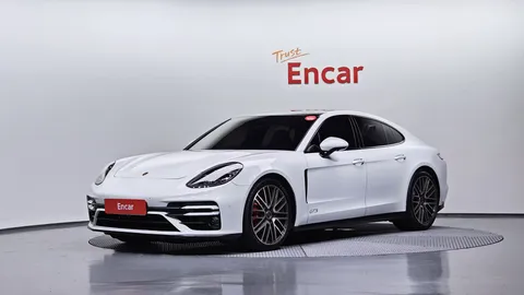 2022 Porsche Panamera 4.0 GTS