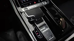 2023 Audi Q8 50 TDI Quattro Premium — фото 9