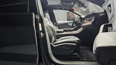 2023 Audi Q8 50 TDI Quattro Premium — фото 10