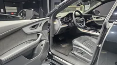 2023 Audi Q8 50 TDI Quattro Premium — фото 11
