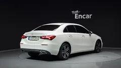 2021 Mercedes-Benz A-Class A220 Sedan, белый — фото 2