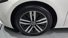 2021 Mercedes-Benz A-Class A220 Sedan, белый — фото 5