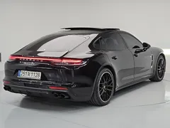 2022 Porsche Panamera 2.9 AWD Executive — фото 4