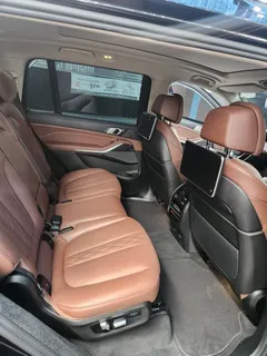 2022 BMW X7 xDrive 40i Design Pure Excellence 7-Seater — фото 19