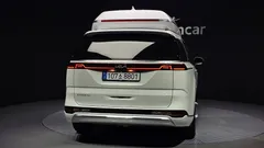 2023 Kia Carnival Gasoline 7-Seater Hi-Limousine — фото 4