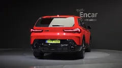 2023 BMW XM 4.4, красный — фото 4