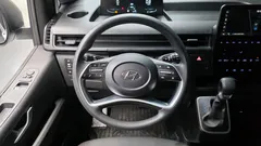 2022 Hyundai Staria 4WD Tourer 11-Seater — фото 17