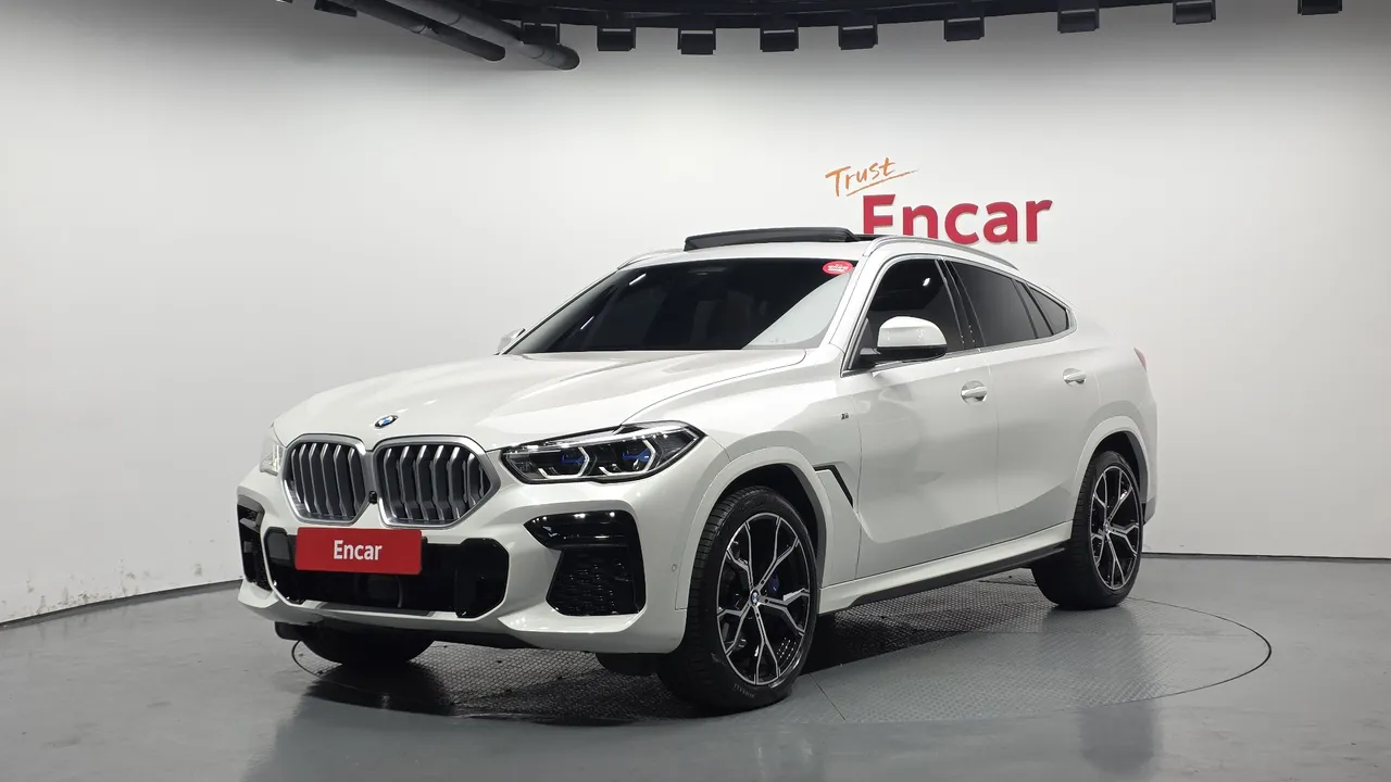 2023 BMW X6 xDrive40i M Sport