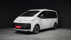 2023 Hyundai Staria 4WD Lounge 7-Seater — фото 1