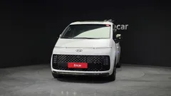 2023 Hyundai Staria 4WD Lounge 7-Seater — фото 3