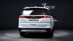 2023 Kia Carnival Diesel 9-Seater Prestige — фото 5