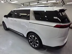 2023 Kia Carnival Diesel 9-Seater Signature — фото 6