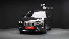 2021 BMW X1 xDrive 20i xLine, чёрный — фото 3