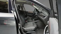 2021 BMW X1 xDrive 20i xLine, чёрный — фото 11