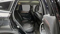 2021 BMW X1 xDrive 20i xLine, чёрный — фото 12