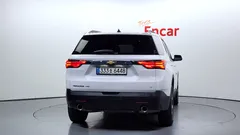 2023 ChevroletGMDaewoo Traverse 3.6 AWD LT Leather Premium, белый — фото 4