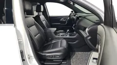 2023 ChevroletGMDaewoo Traverse 3.6 AWD LT Leather Premium, белый — фото 11