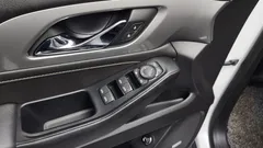 2023 ChevroletGMDaewoo Traverse 3.6 AWD LT Leather Premium, белый — фото 17
