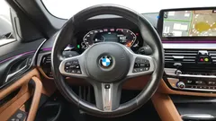 2023 BMW 5-Series 520i M Sport, серый — фото 18