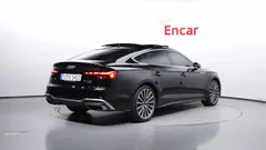 2023 Audi A5 40 TFSI Quattro Premium Sportback, чёрный — фото 2