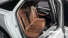 2023 Audi A6 45 TFSI, белый — фото 16