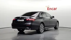 2023 Mercedes-Benz E-Class E350 4MATIC Exclusive, серый — фото 2