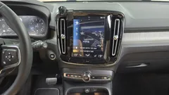 2021 Volvo XC40 B4 Inscription, белый — фото 14