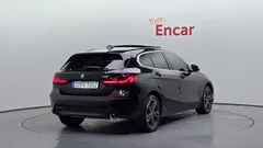 2024 BMW 1-Series 120i Sports — фото 2