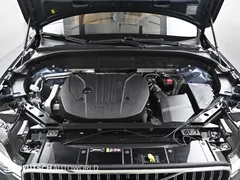 2024 Volvo XC60 B5 Ultimate Bright — фото 6