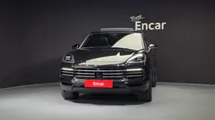 2023 Porsche Cayenne 3.0, чёрный — фото 3