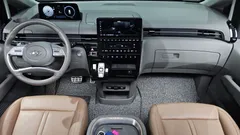 2023 Hyundai Staria 4WD Lounge 9-Seater — фото 7