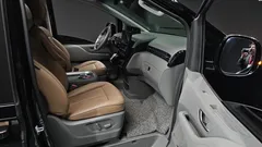 2023 Hyundai Staria 4WD Lounge 9-Seater — фото 10