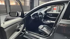 2022 BMW 3-Series 320i — фото 10