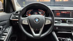2022 BMW 3-Series 320i — фото 13