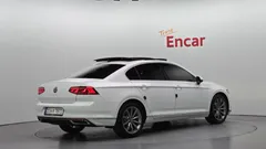 2021 Volkswagen Passat 2.0 TDI Prestige, белый — фото 2