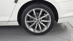 2021 Volkswagen Passat 2.0 TDI Prestige, белый — фото 5