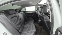 2021 Volkswagen Passat 2.0 TDI Prestige, белый — фото 12