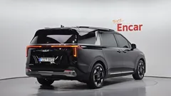2024 Kia Canival Diesel 9-Seater Signature — фото 2