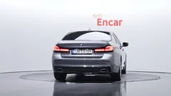 2023 BMW 5-Series 530i xDrive Luxury — фото 4