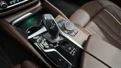 2023 BMW 5-Series 530i xDrive Luxury — фото 9