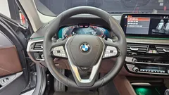 2023 BMW 5-Series 530i xDrive Luxury — фото 13