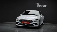 2023 Genesis G70 Gasoline 2.0T 2WD, белый — фото 3