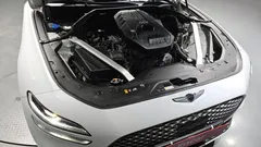2023 Genesis G70 Gasoline 2.0T 2WD, белый — фото 6