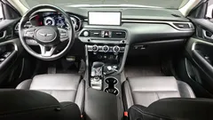 2023 Genesis G70 Gasoline 2.0T 2WD, белый — фото 7