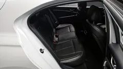 2023 Genesis G70 Gasoline 2.0T 2WD, белый — фото 11