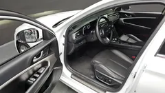 2023 Genesis G70 Gasoline 2.0T 2WD, белый — фото 12