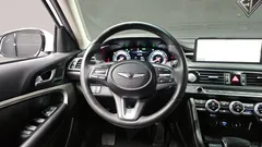 2023 Genesis G70 Gasoline 2.0T 2WD, белый — фото 13